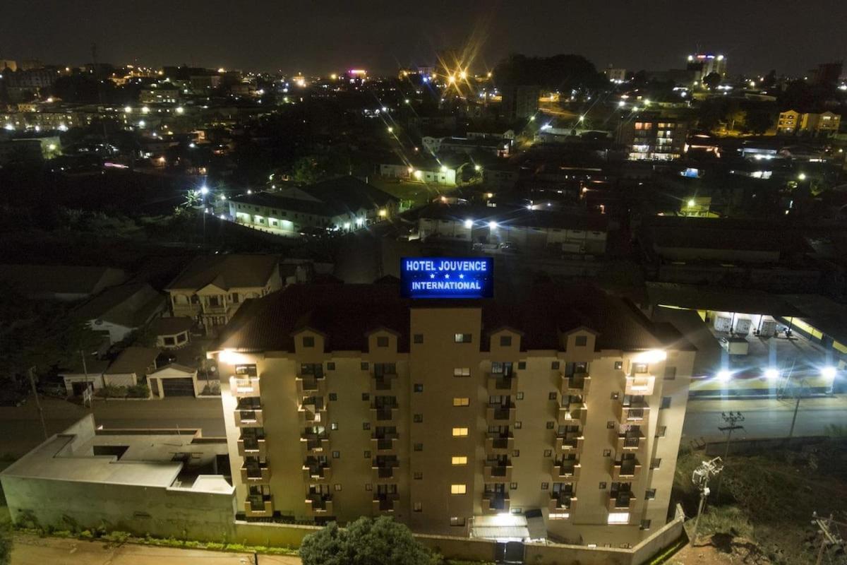 Hotel Jouvence International Yaounde Exterior photo