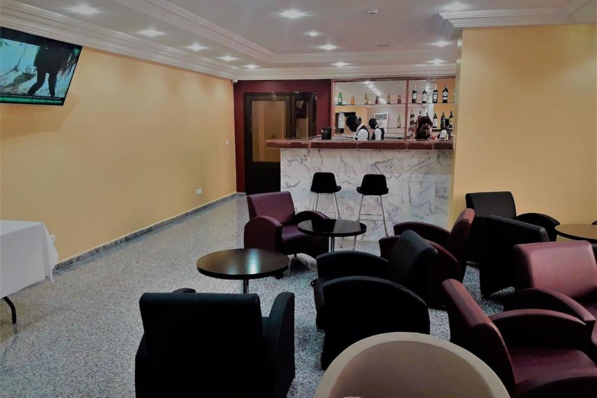 Hotel Jouvence International Yaounde Exterior photo