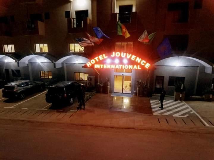 Hotel Jouvence International Yaounde Exterior photo